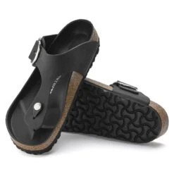 'Birkenstock' Women's Gizah Big Buckle Thong Sandal - Black -Travs Outfitter Store 1023334 sole