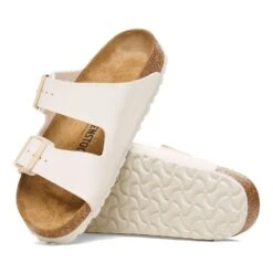 'Birkenstock' Women's Arizona - Eggshell 5 'Birkenstock' Women's Arizona - Eggshell -Travs Outfitter Store 1027346 1027339 sole