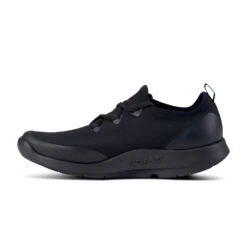 'OOFOS' Men's OOmg Sport LS-Low Shoe - Black / Black -Travs Outfitter Store 5086BLACK shot4