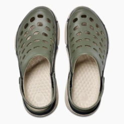 'Joybees LLC' Men's Trekking Clog - Light Sage / Beige -Travs Outfitter Store AdultsTrekkingClog ColorBlockLightSageBeige TopPair