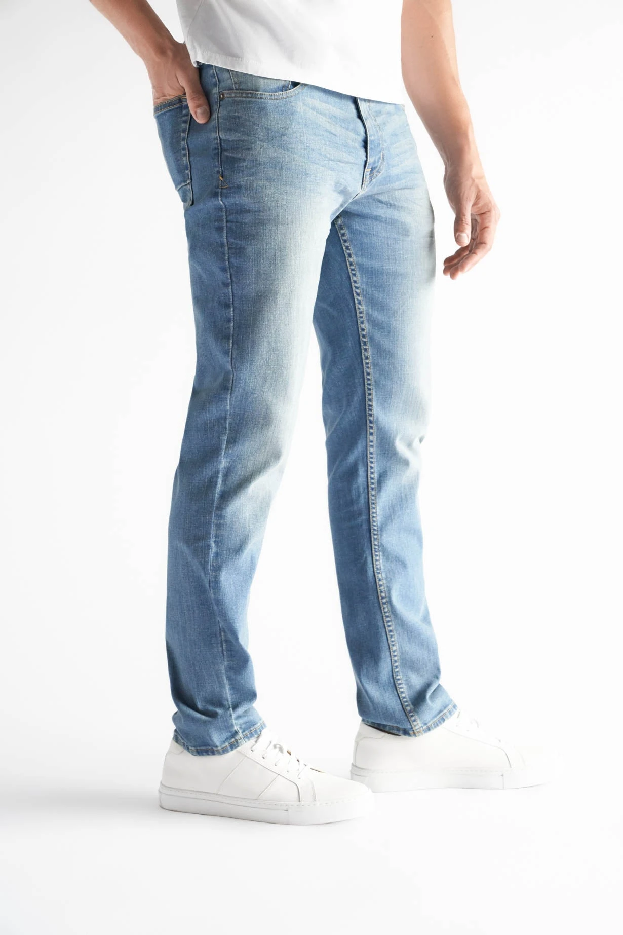 'Devil-Dog Dungarees' Men's Athletic Jean - Gates / Light Indigo 2 'Devil-Dog Dungarees' Men's Athletic Jean - Gates / Light Indigo - Image 2