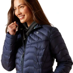 'Ariat' Women's Ideal Down Coat - Navy 6 'Ariat' Women's Ideal Down Coat - Navy -Travs Outfitter Store F23 WMS ENGL 10046759 detail01