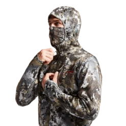 'Sitka' Men's Traverse Hoody - Whitetail : Elevated II -Travs Outfitter Store IMG SITKA WT 2022 600026 EV Traverse Hoody Optifade Elevated II 592p Studio 00189