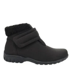 'Propet USA' Women's Dani Strap Winter Boot - Black
