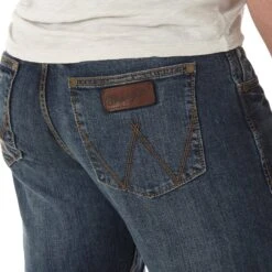 'Wrangler' Men's Retro Slim Fit Straight Leg Jean - Bozeman -Travs Outfitter Store WLT88BZ BD01 SWBD PRD