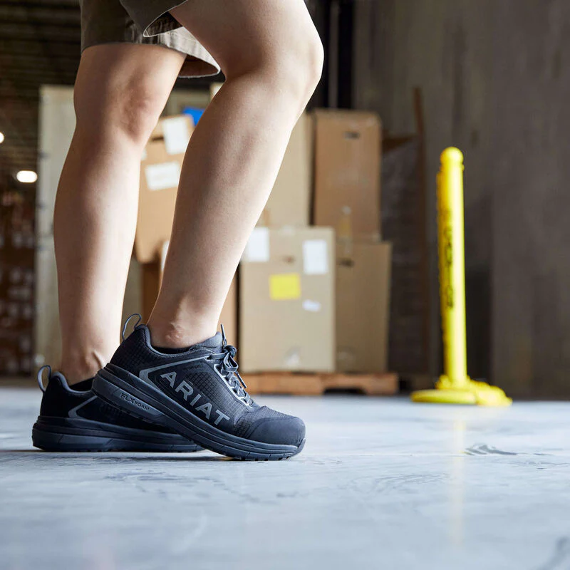 Front Page -Travs Outfitter Store